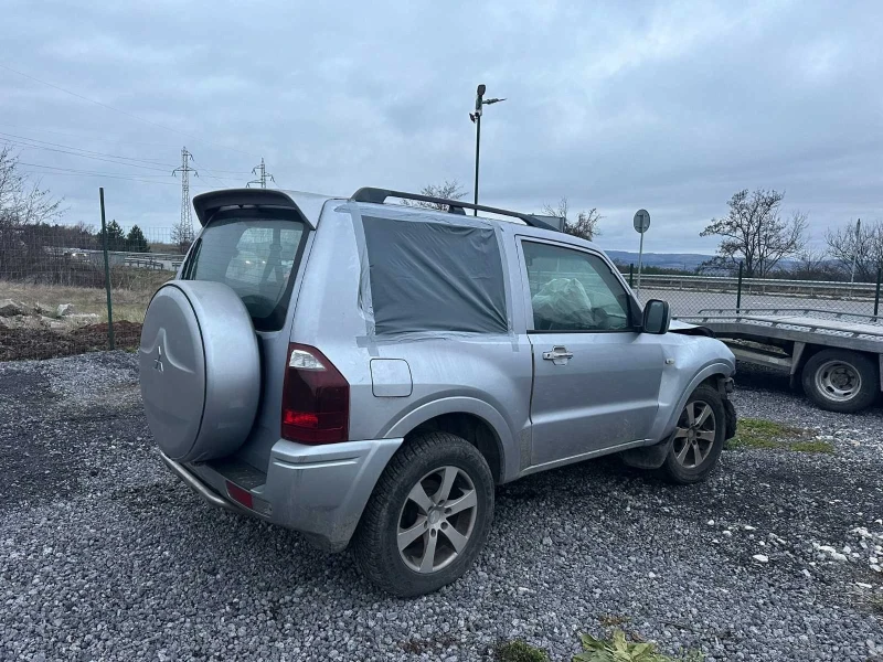 Mitsubishi Pajero 2.5TDI, снимка 10 - Автомобили и джипове - 48289444