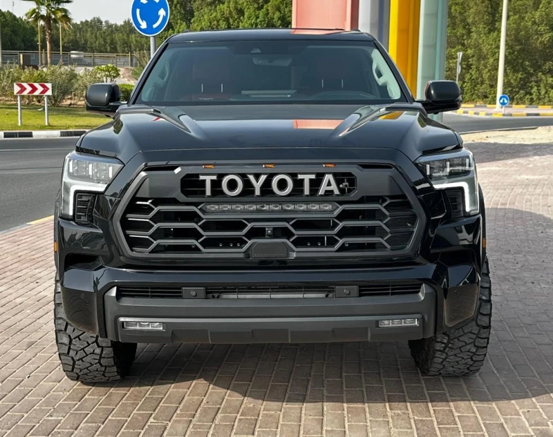 Toyota Sequoia TRD Pro, снимка 2 - Автомобили и джипове - 51581796