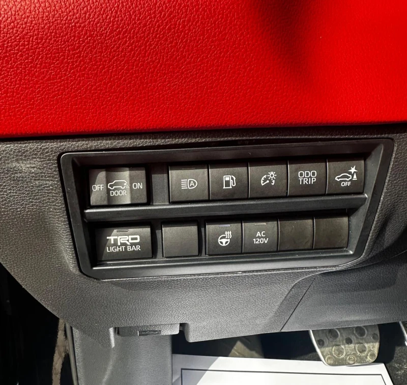 Toyota Sequoia TRD Pro, снимка 9 - Автомобили и джипове - 51581796