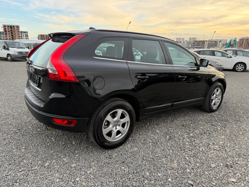 Volvo XC60 2.4 ДИЗЕЛ-ГАЗ 4x4 АВТОМАТИК, снимка 6 - Автомобили и джипове - 52391873