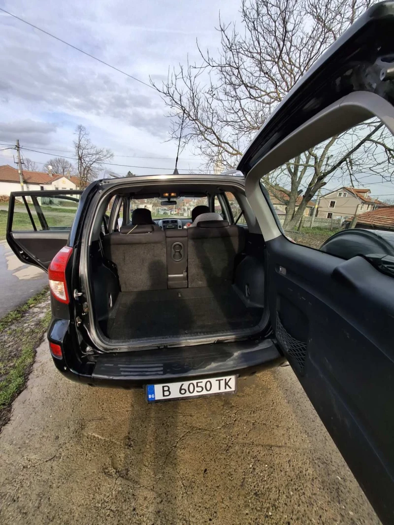 Toyota Rav4, снимка 7 - Автомобили и джипове - 52515977