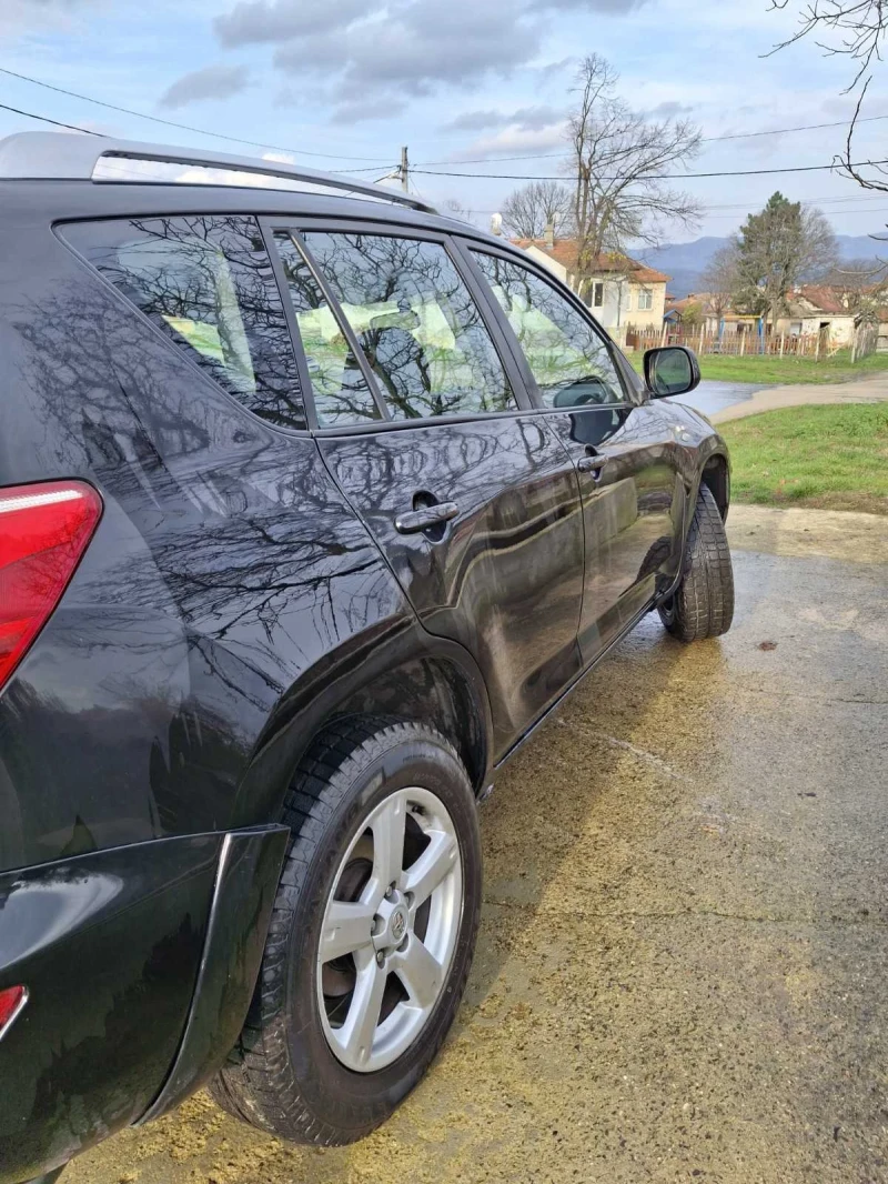Toyota Rav4, снимка 4 - Автомобили и джипове - 52515977
