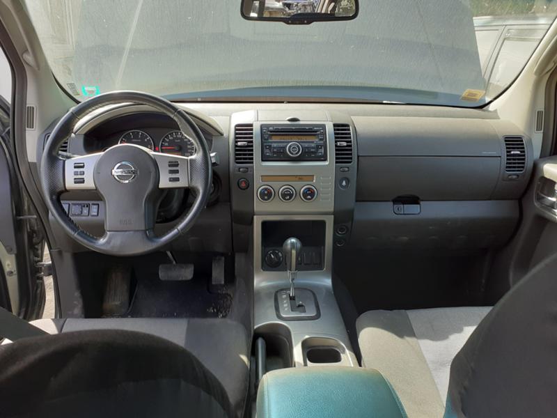 Nissan Pathfinder 2.5dci, снимка 6 - Автомобили и джипове - 44934256