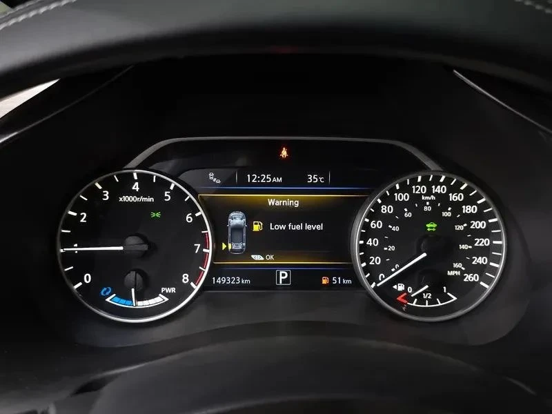 Nissan Murano, снимка 8 - Автомобили и джипове - 56690363