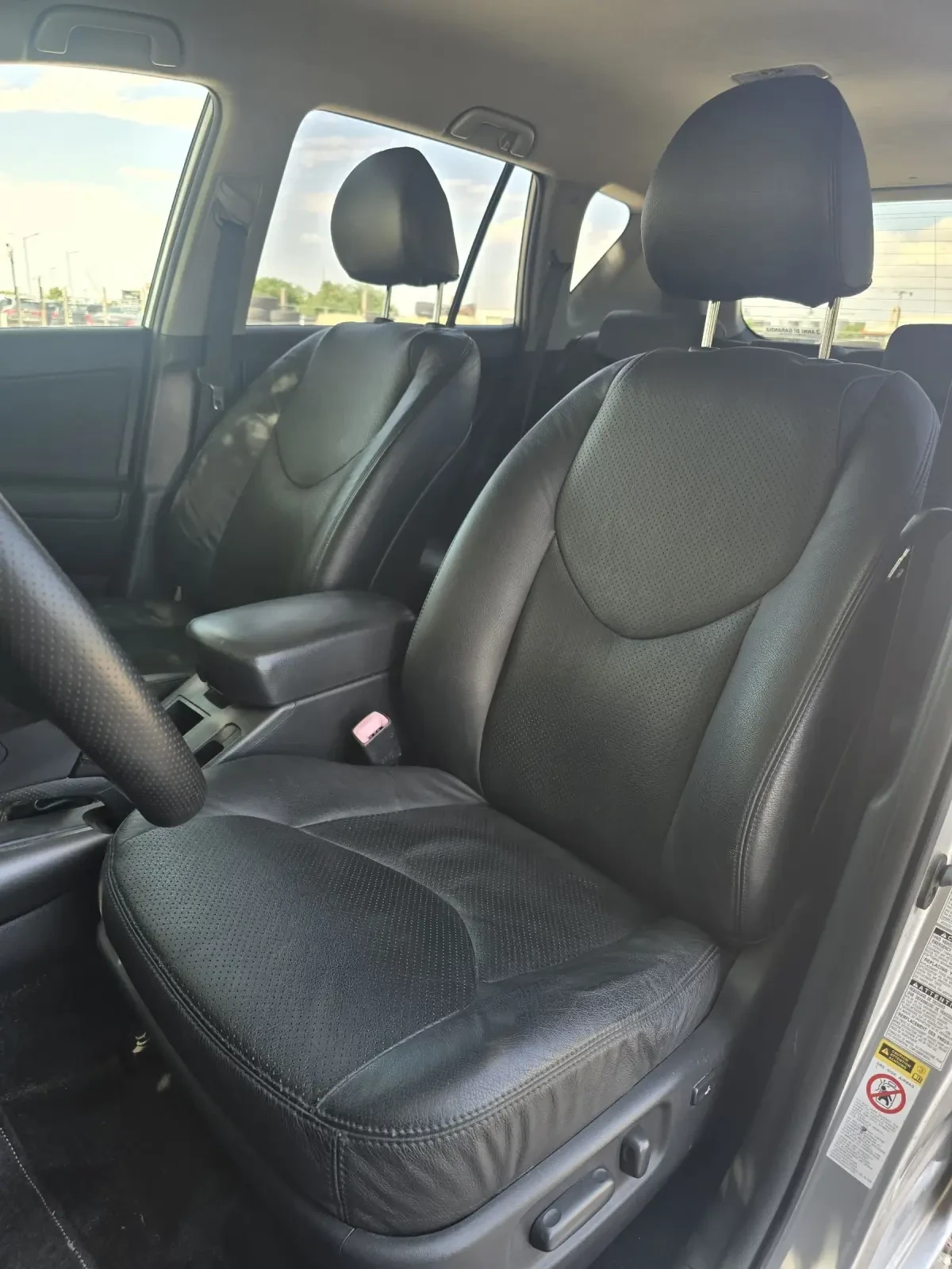 Toyota Rav4 2.2D4D - изображение 10