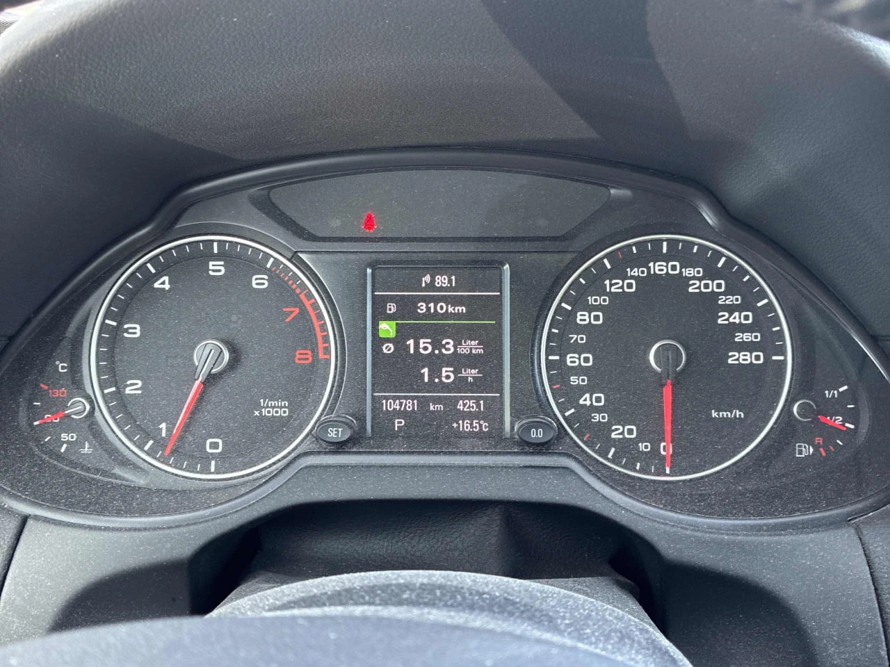 Audi Q5 * АВТО КРЕДИТ* ЦЕНА ДО БГ * CARFAX *  - изображение 9