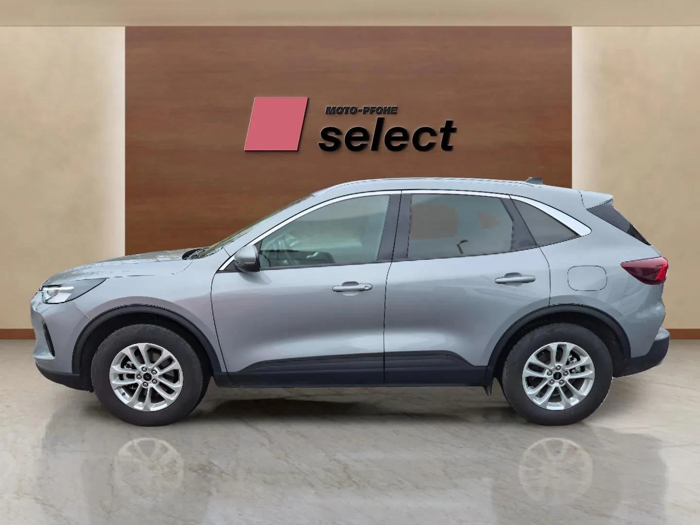 Ford Kuga 2.5 FHEV - изображение 8