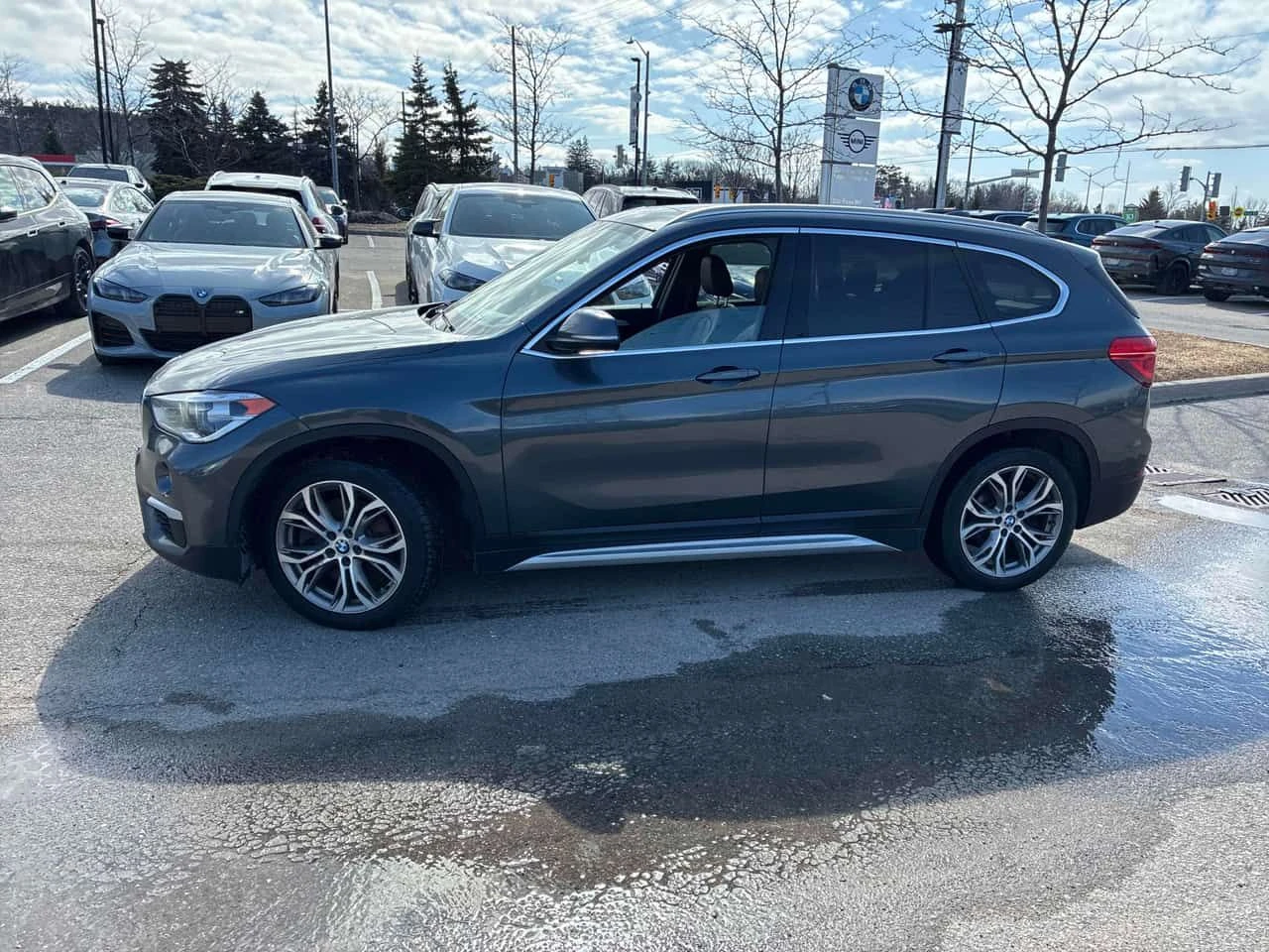 BMW X1 * xDrive28i * CARFAX * ПОДГРЕВИ * КАМЕРА * ПАМЕТ, снимка 2 - Автомобили и джипове - 54042260