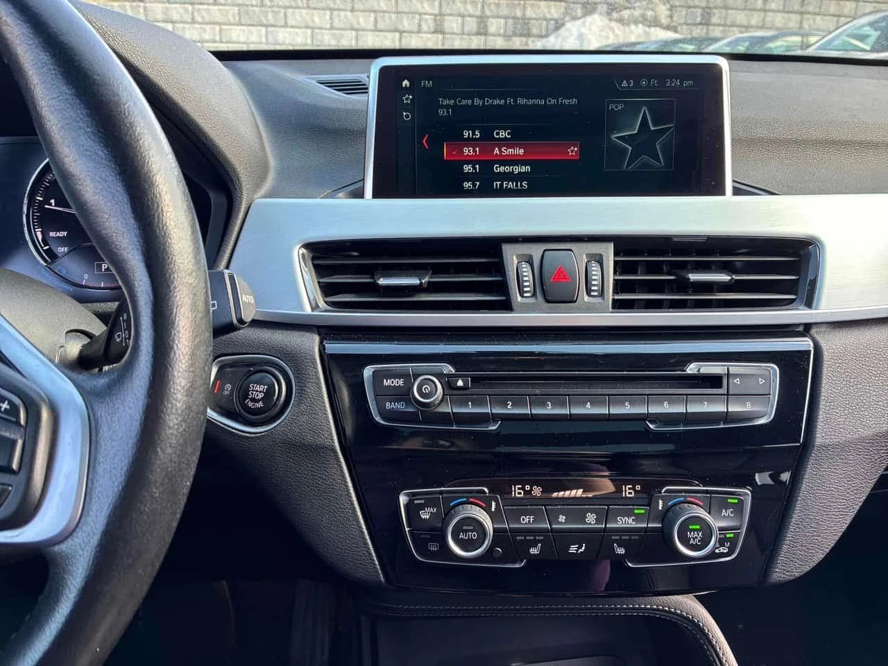 BMW X1 * xDrive28i * CARFAX * ПОДГРЕВИ * КАМЕРА * ПАМЕТ, снимка 9 - Автомобили и джипове - 54042260