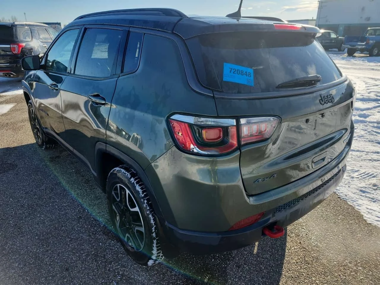 Jeep Compass TRAILHAWK| CARFAX| АВТОКРЕДИТ, снимка 4 - Автомобили и джипове - 54598156