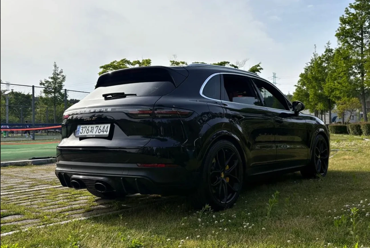 Porsche Cayenne TURBO | CARBON | CERAMIC , снимка 4 - Автомобили и джипове - 54813337