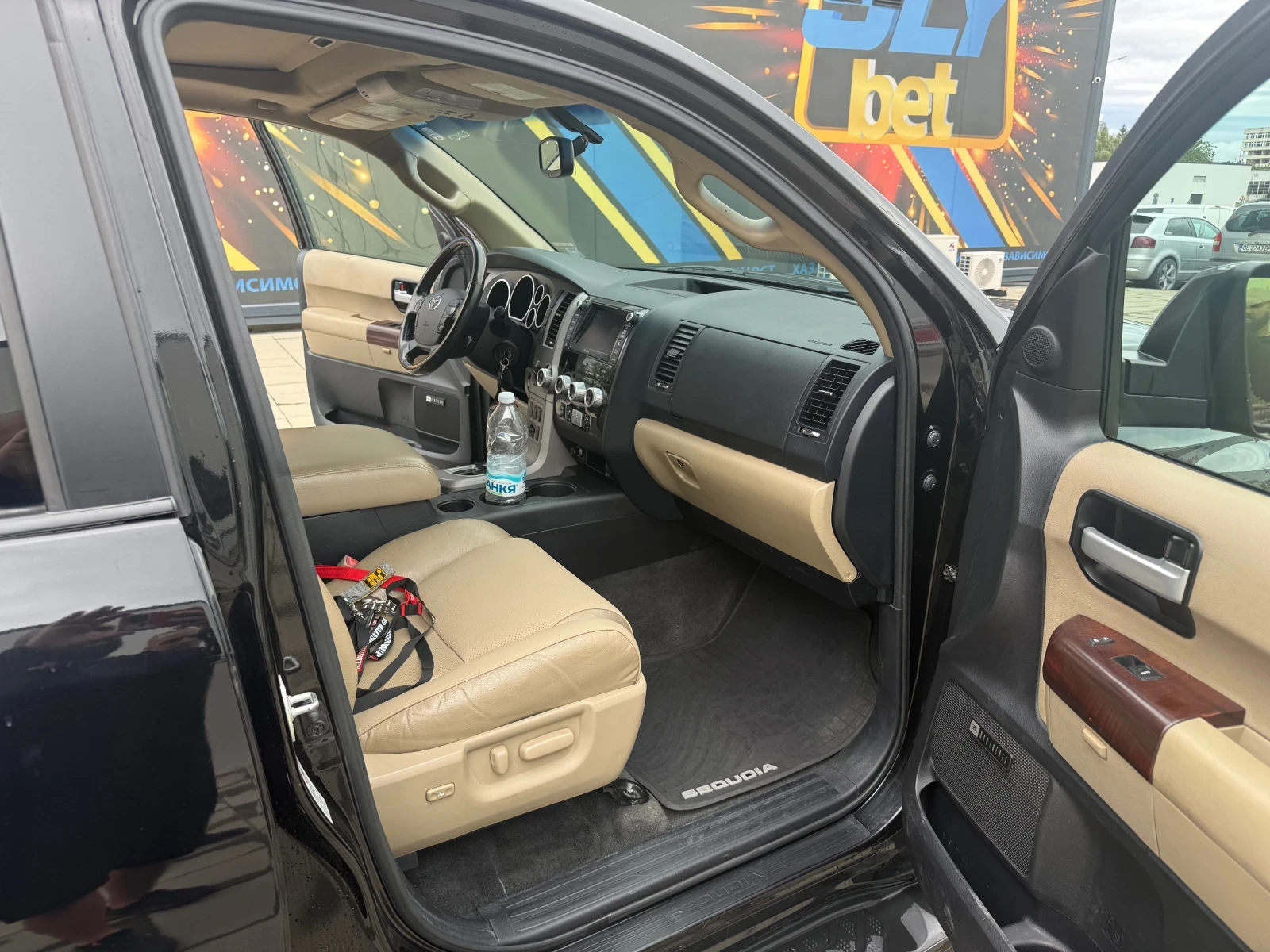 Toyota Sequoia Platinum, снимка 9 - Автомобили и джипове - 55016515