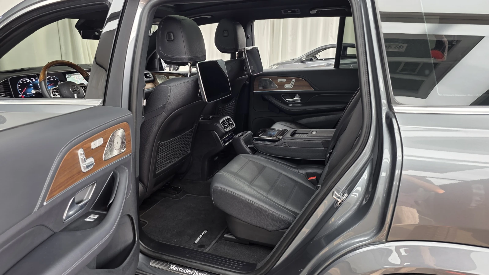Mercedes-Benz GLS 400 AMG PK* DIS* 360* 2XTV* ОБДУХ* SOFT-CLOSE* КРАЙНА , снимка 14 - Автомобили и джипове - 55153934