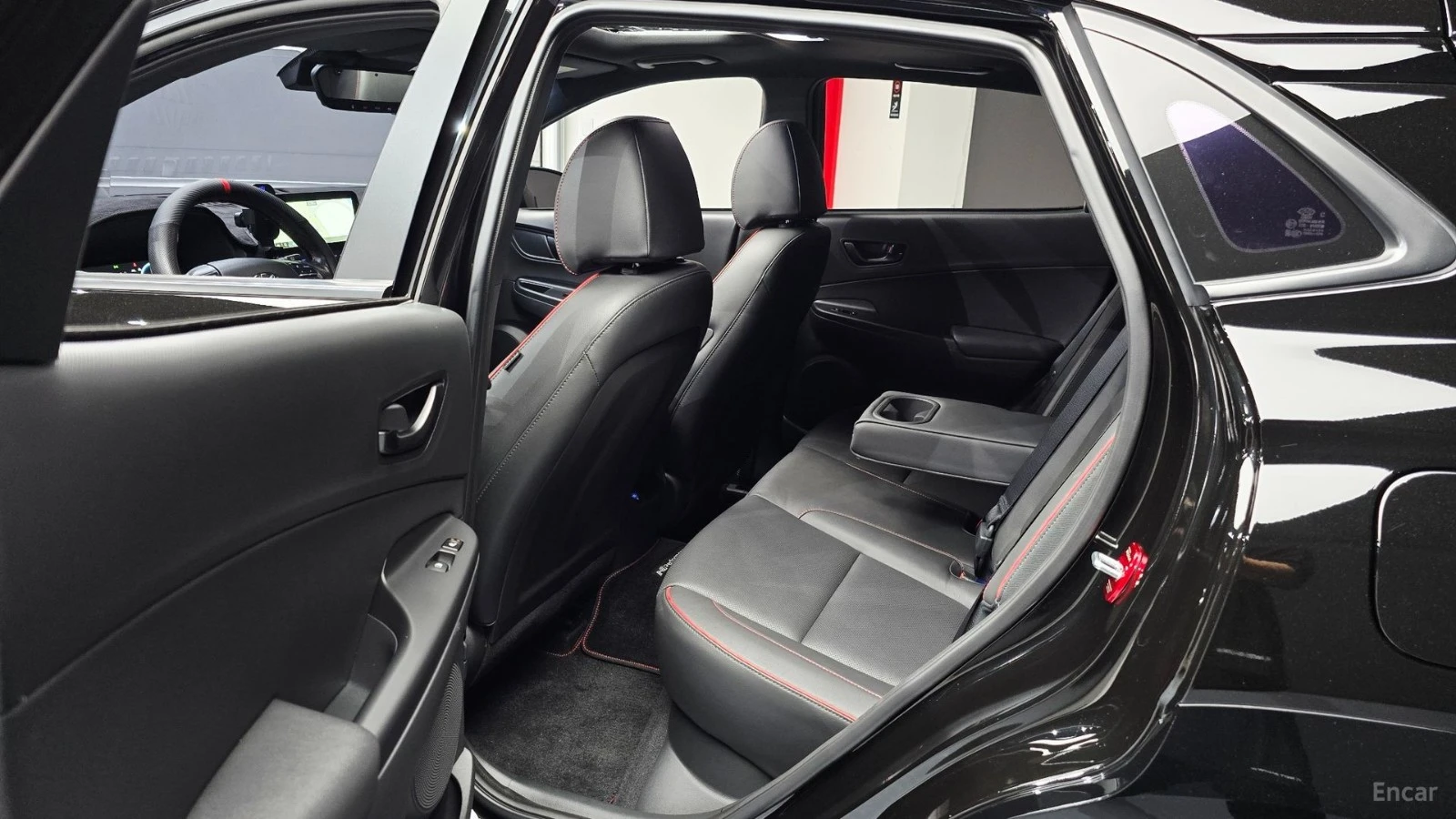 Hyundai Kona 1.6 T* INSCRIPTION* N LINE* ПОДГРЕВ* ОБДУХВ* PANO*, снимка 11 - Автомобили и джипове - 55480020