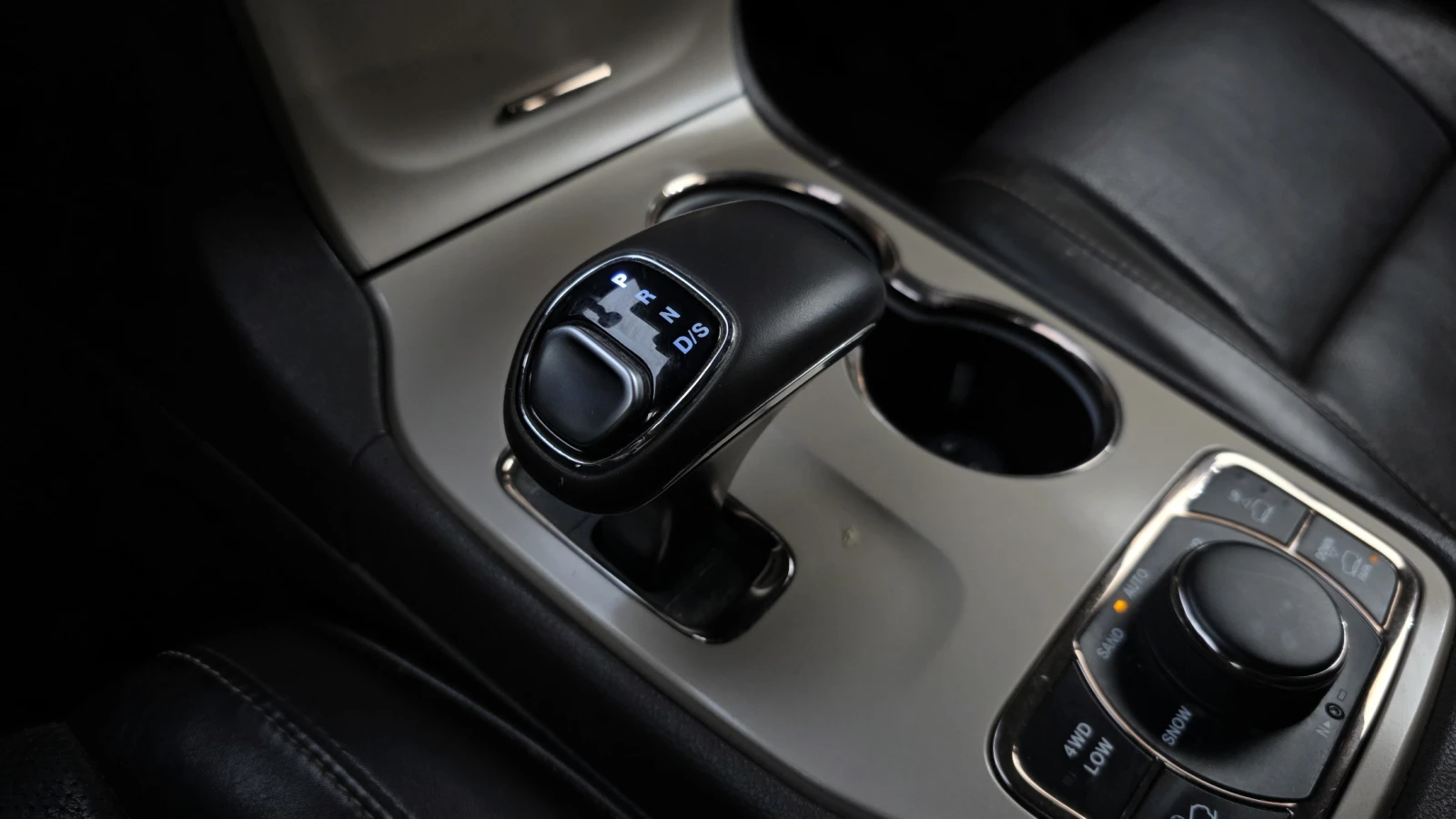 Jeep Cherokee 3.0* BLIND SPOT* ��. ��������* ���* ������ ���� | Mobile.bg � ����������� 9