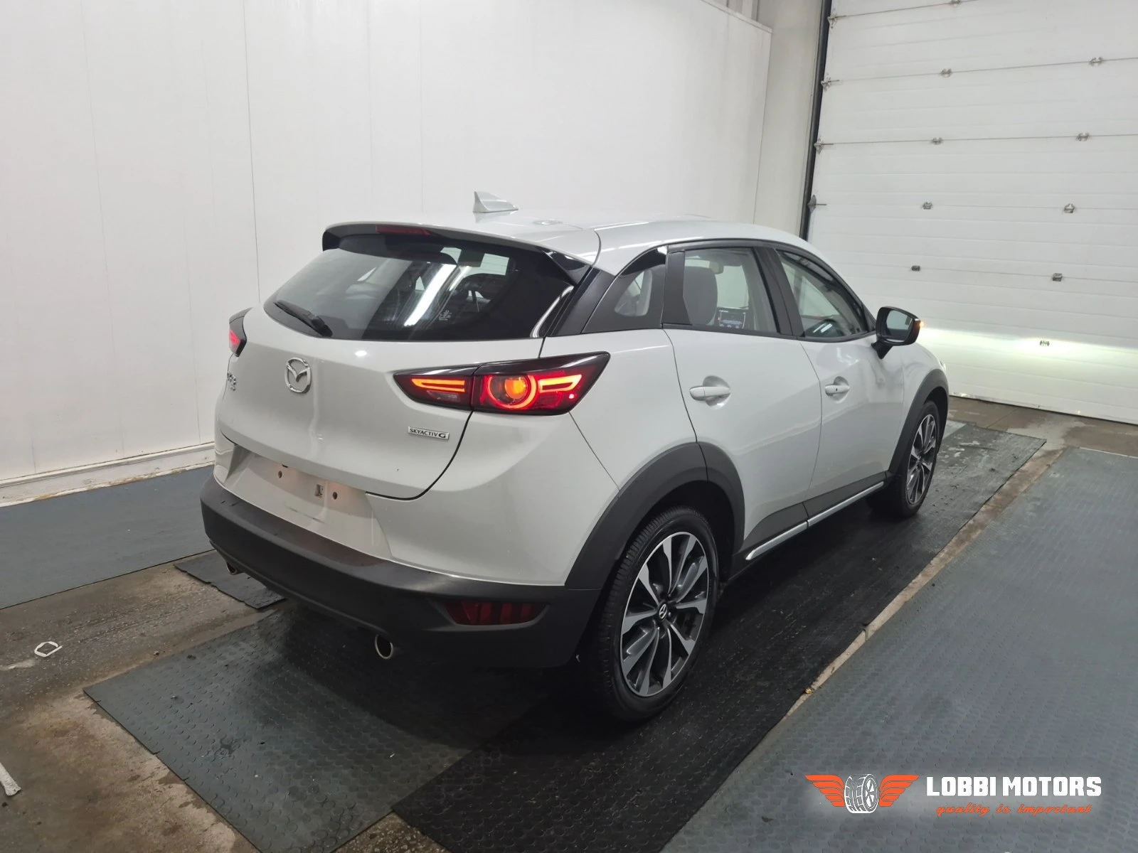 Mazda CX-3, снимка 3 - Автомобили и джипове - 55928986