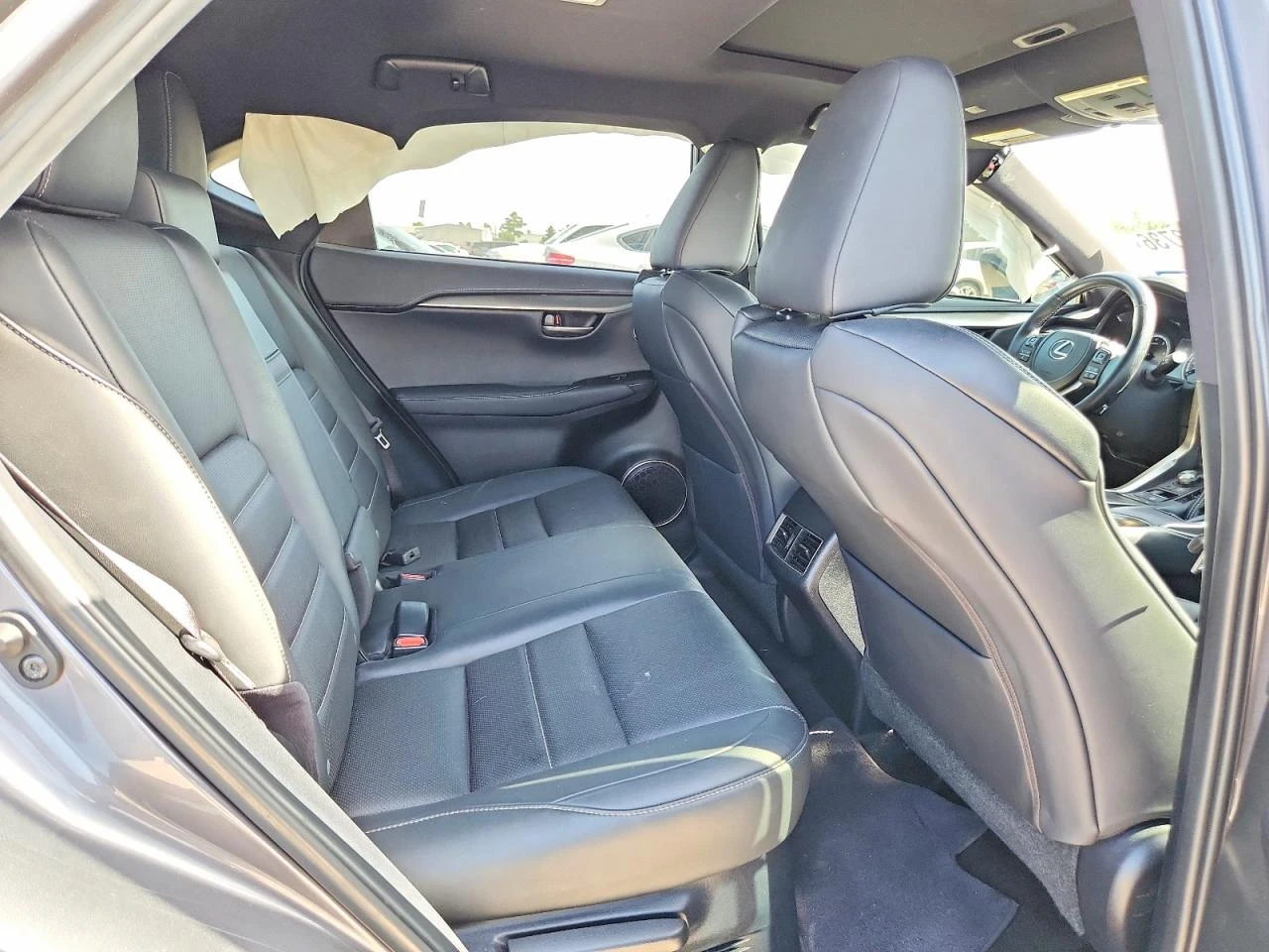 Lexus NX 300 2.0l F Sport, снимка 11 - Автомобили и джипове - 56059864