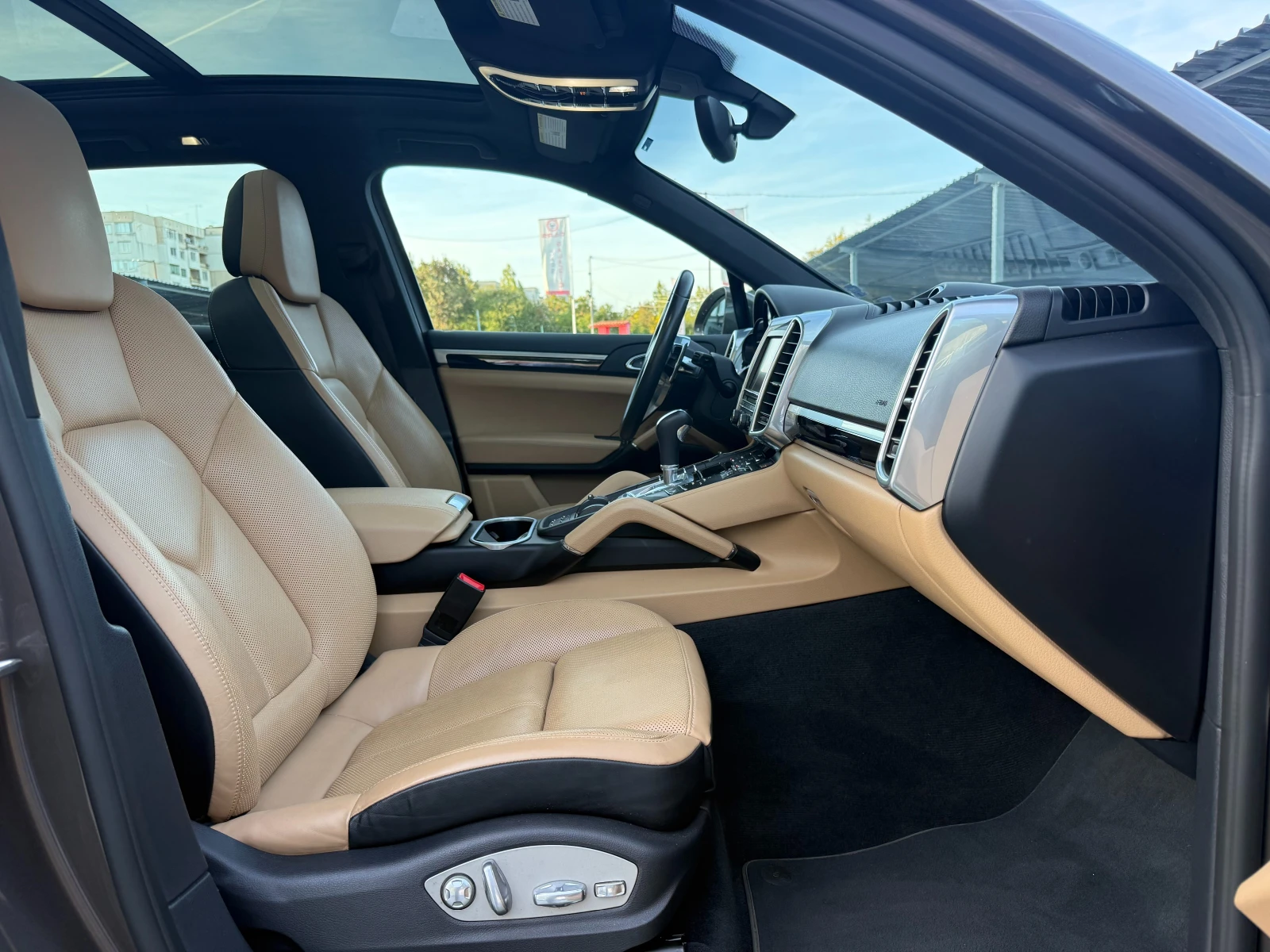 Porsche Cayenne, снимка 8 - Автомобили и джипове - 56361406