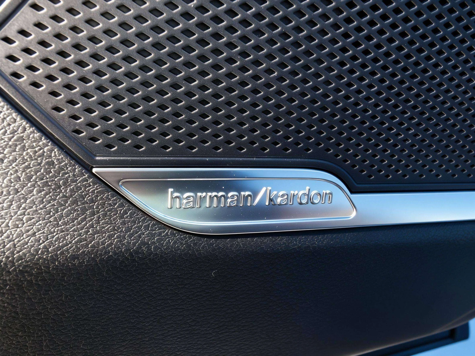 Kia Sportage X-Line Limited AWD | HUD | 360 Cam | H/K | Mobile.bg � ����������� 9