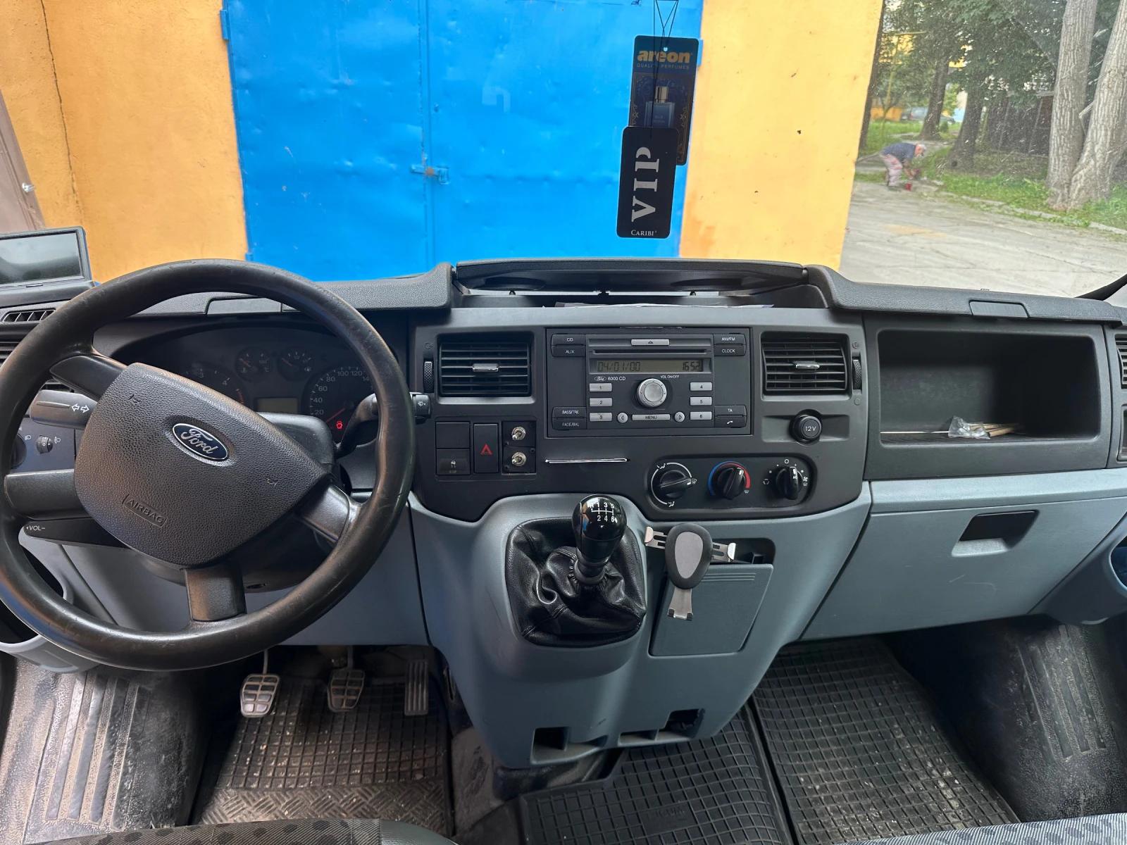 Ford Transit 2.4  140 к.с Климатик  - изображение 6