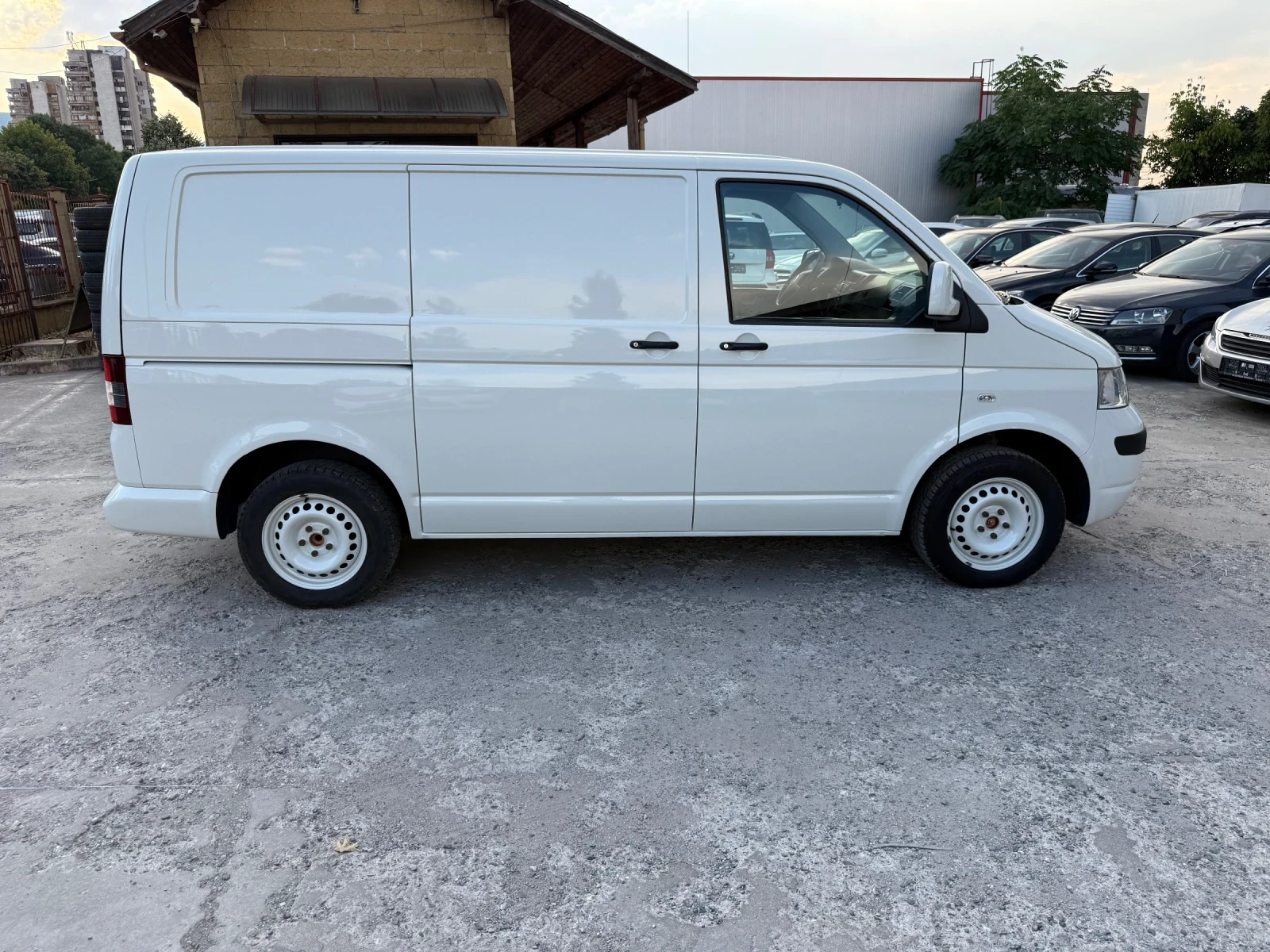 VW T5 1.9 tdi 114000км. НОВ - изображение 7