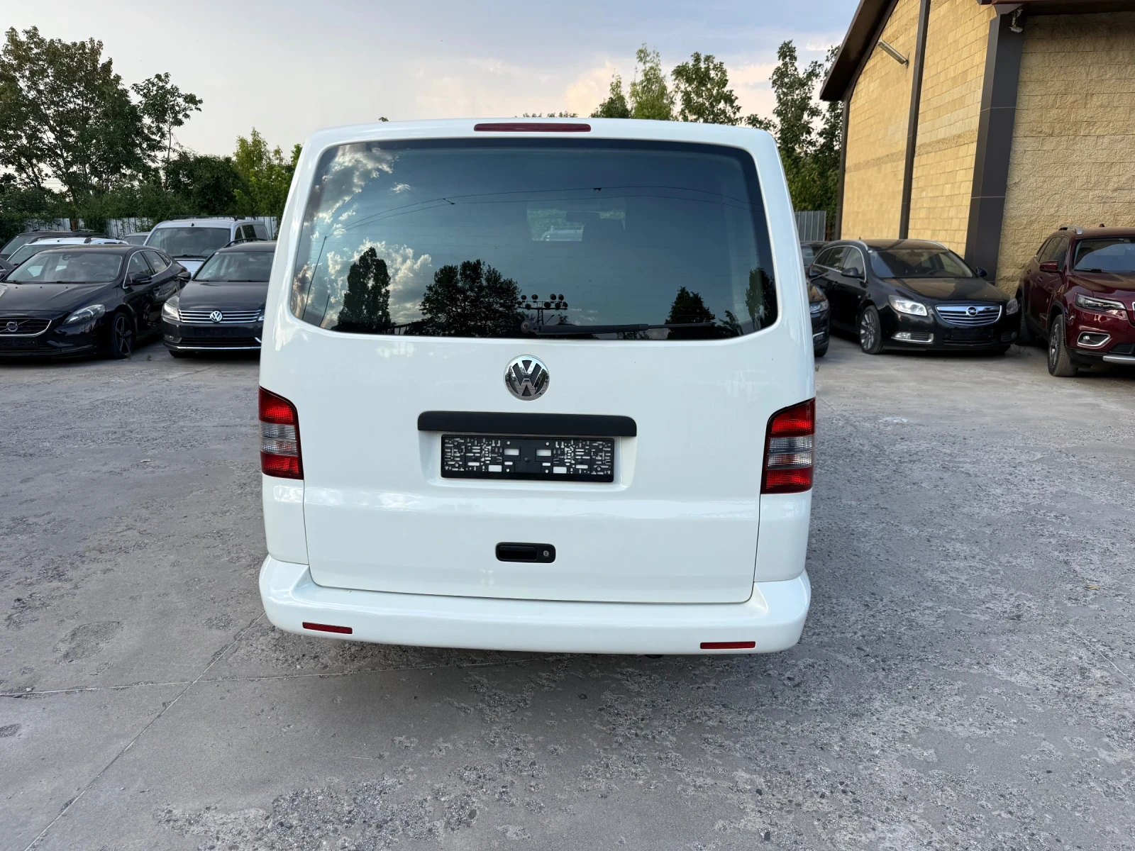 VW T5 1.9 tdi 114000км. НОВ - изображение 8