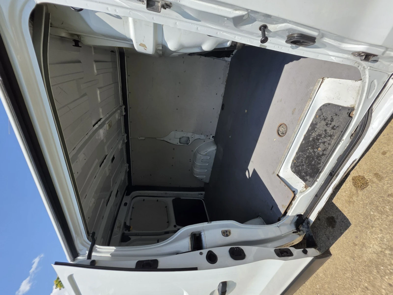 Opel Vivaro 1.6D, снимка 8 - Бусове и автобуси - 55184740
