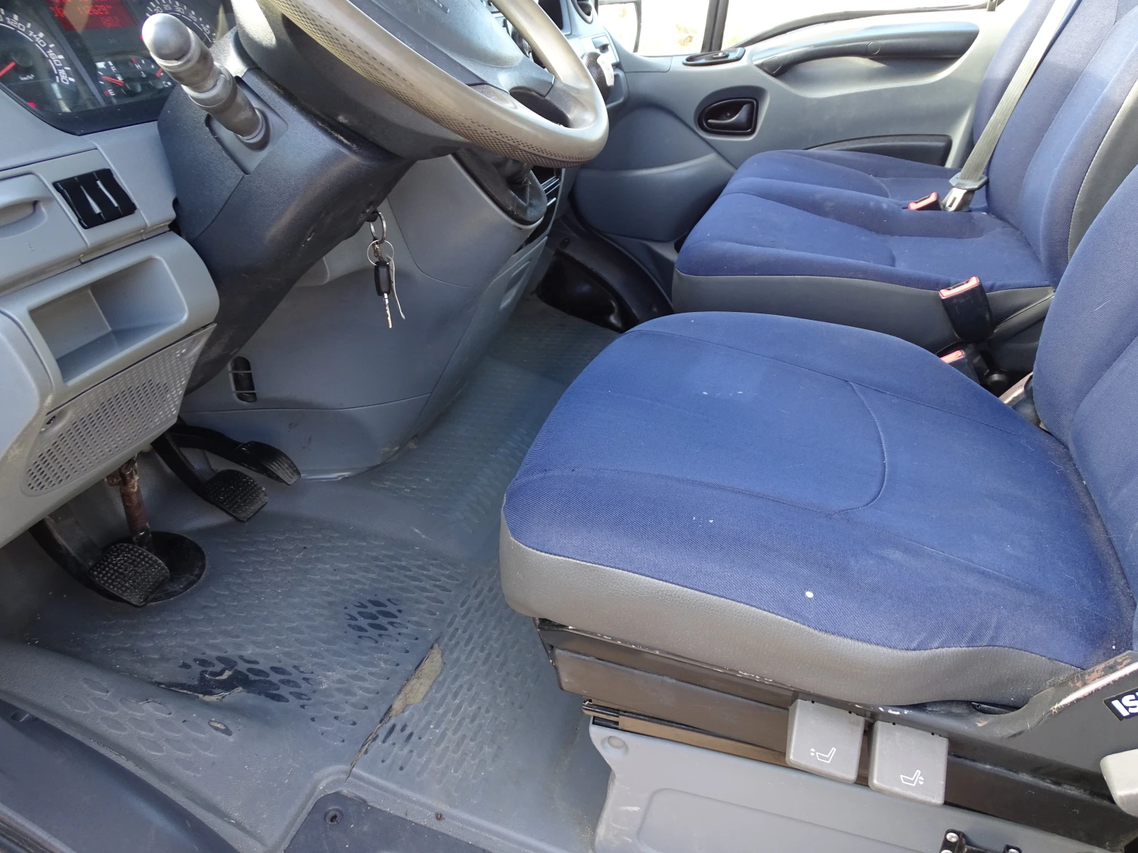 Iveco 35c15 3.0HPI  ���. * �* * * 112 629 km* * *  | Mobile.bg � ����������� 16