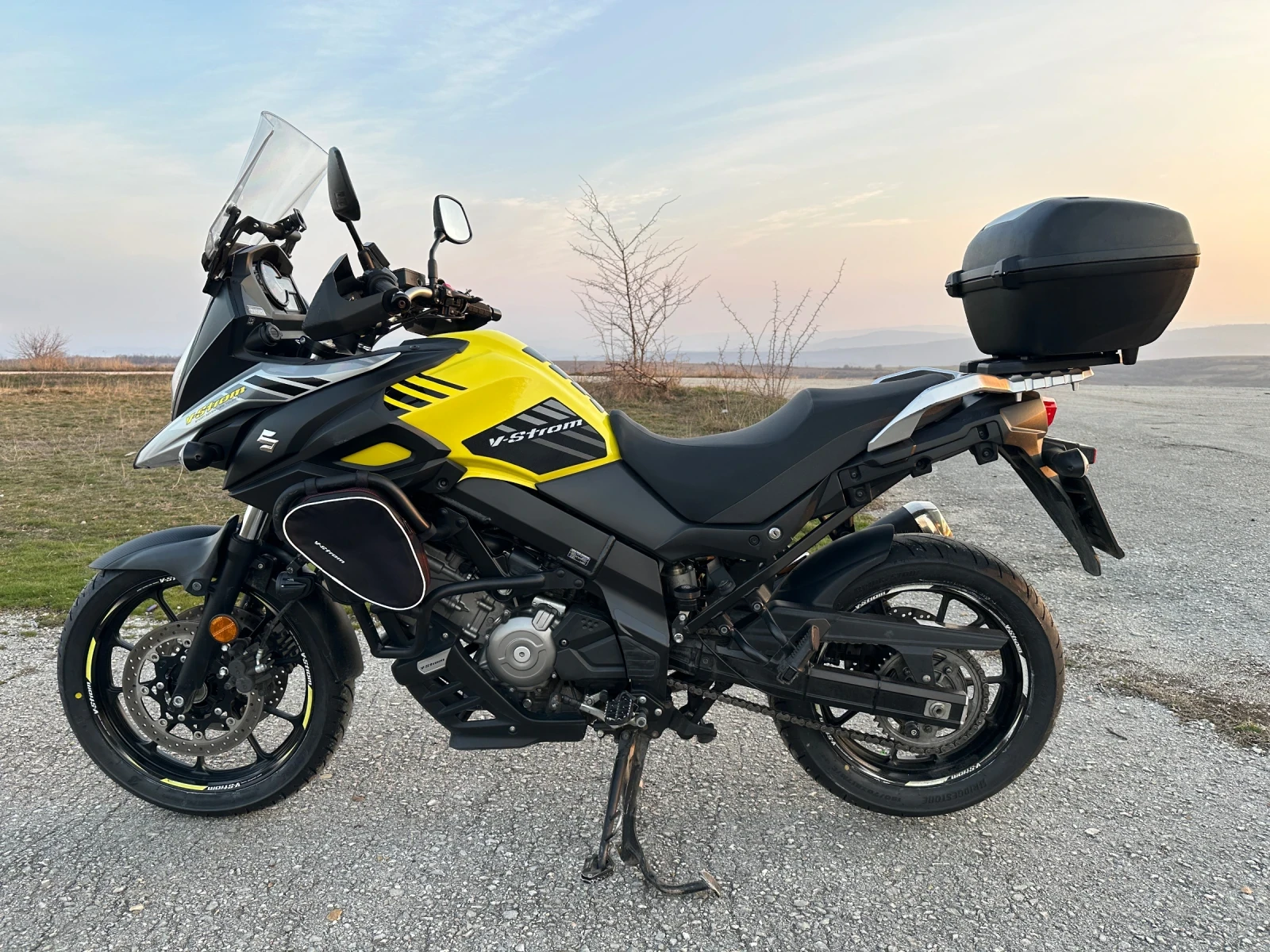 Suzuki V-strom, снимка 14 - Мотоциклети и мототехника - 53738928
