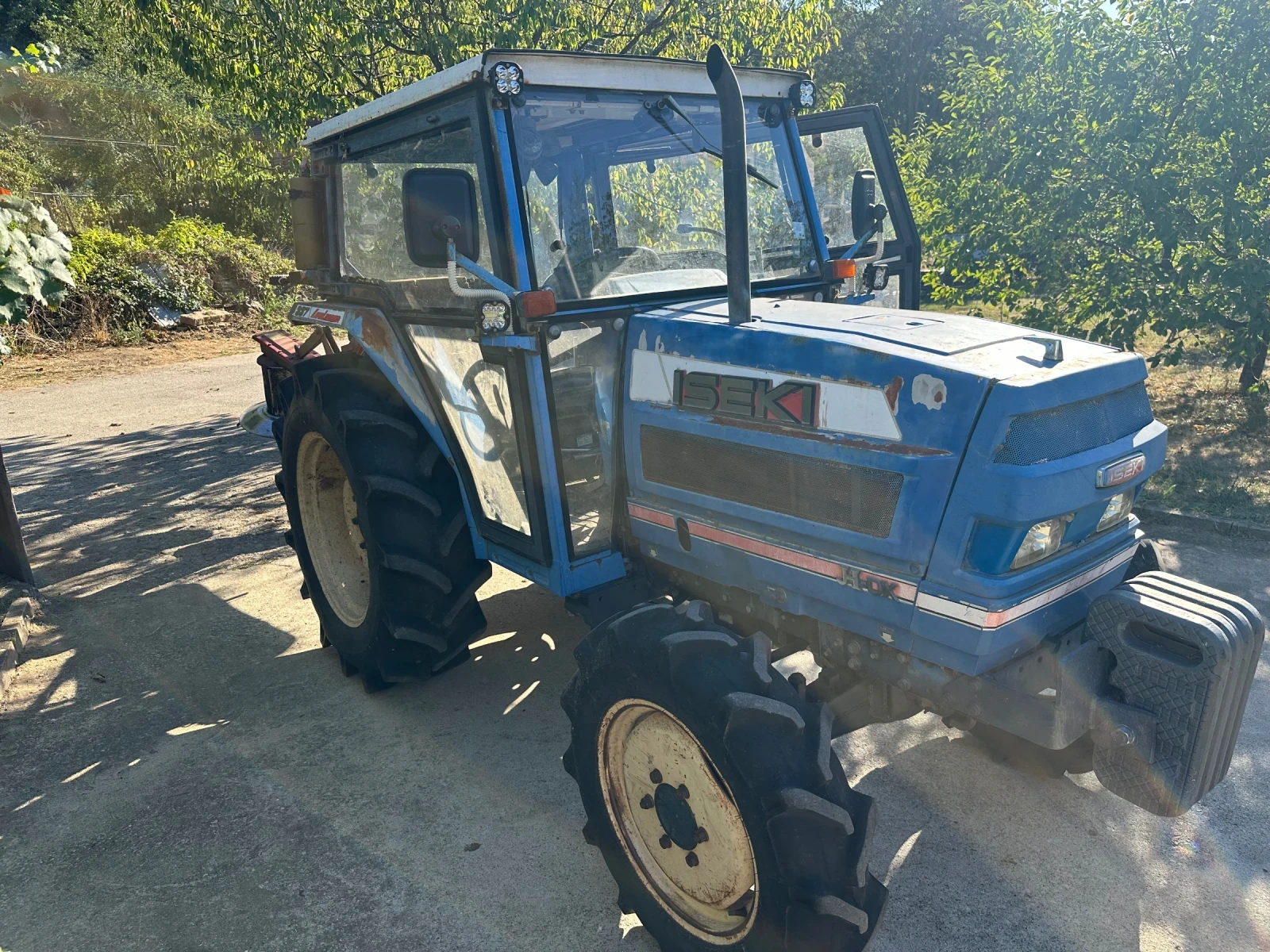 ������� ISEKI | Mobile.bg � ����������� 3