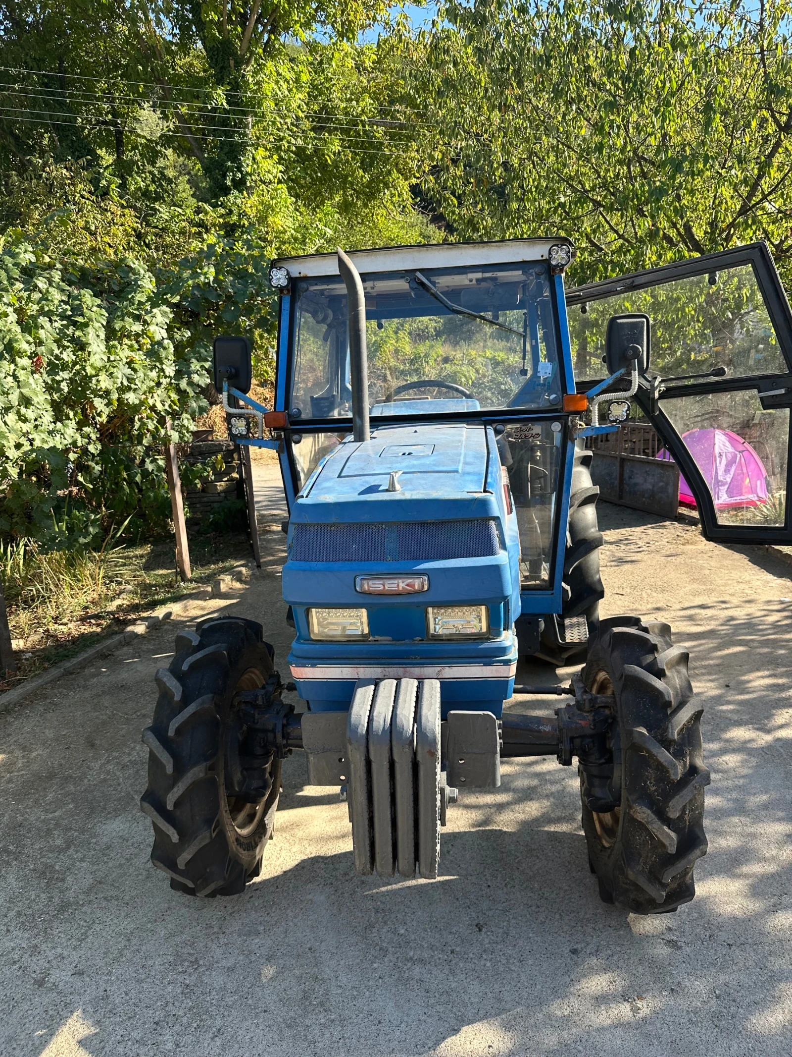 ������� ISEKI | Mobile.bg � ����������� 1