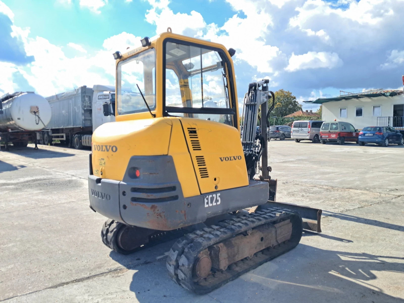 Багер Volvo 2.7т-ЕС - изображение 4