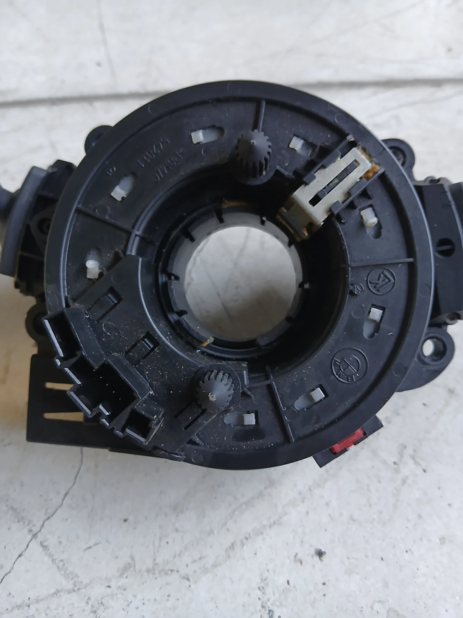 61.31-8 377 488.9 q лентов кабел BMW Х3 2009г , снимка 2 - Части - 55998063