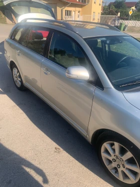 Toyota Avensis 2.2 D4D, снимка 4