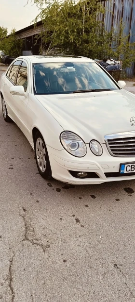 Mercedes-Benz E 200, снимка 3