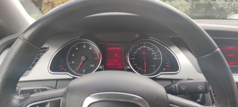 Audi A5 1.8 turbo , снимка 7 - Автомобили и джипове - 48478626