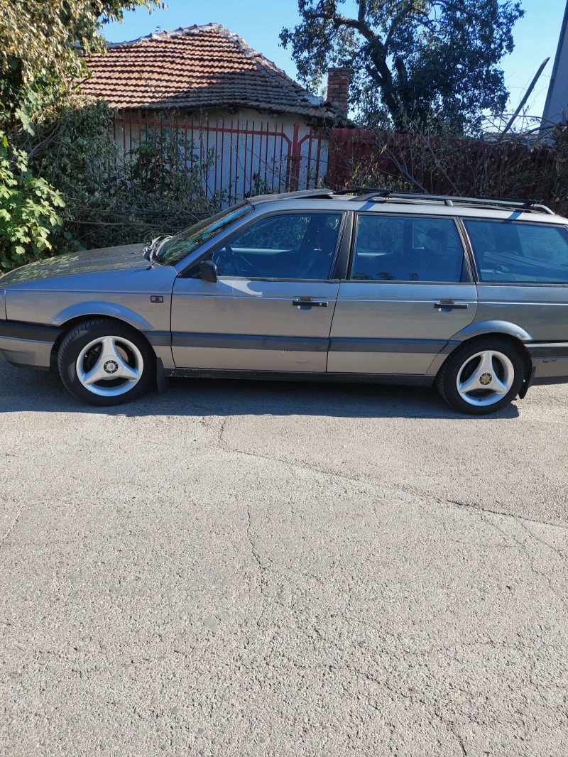 VW Passat, снимка 3 - Автомобили и джипове - 48637046