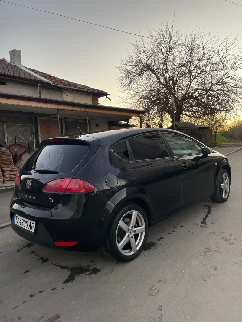 Seat Leon FR 2.0 TDI PD, снимка 4 - Автомобили и джипове - 49069899