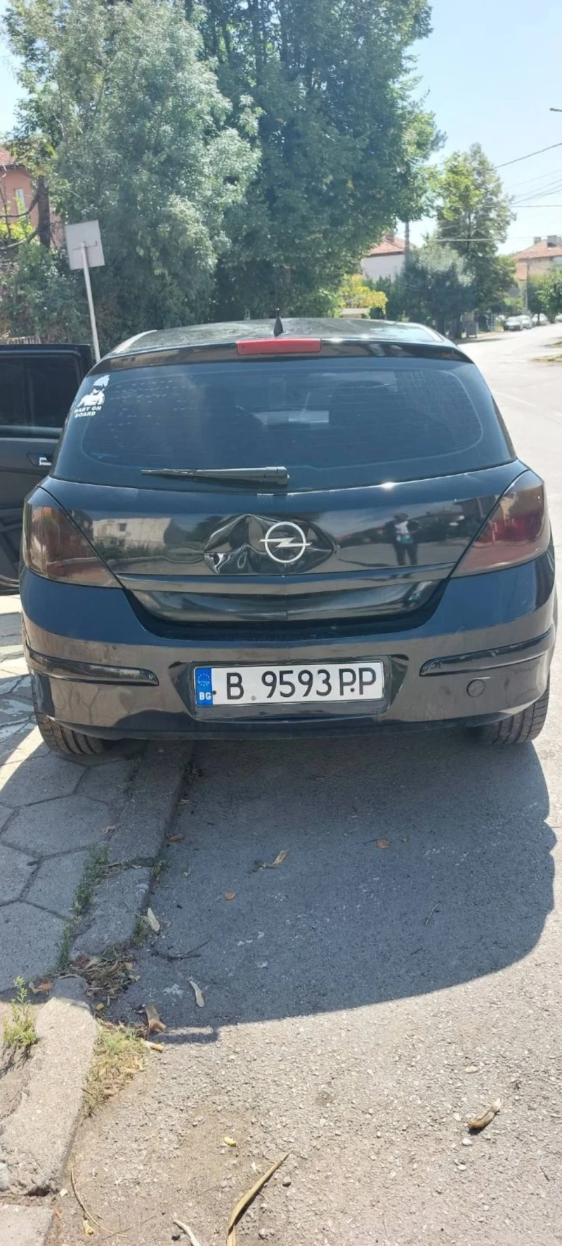 Opel Astra H, снимка 4 - Автомобили и джипове - 52643637