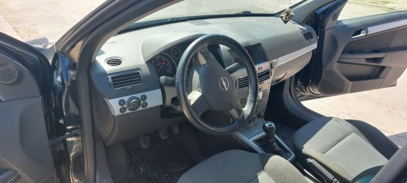 Opel Astra H, снимка 7 - Автомобили и джипове - 52643637