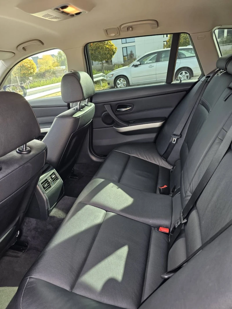 BMW 330, снимка 7 - Автомобили и джипове - 52311872