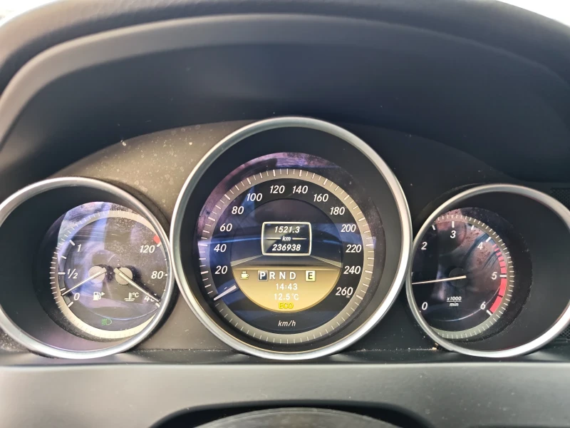 Mercedes-Benz C 200 2.2cdi Automatic Navi 236x.km. Euro 5A, снимка 12 - Автомобили и джипове - 52431825