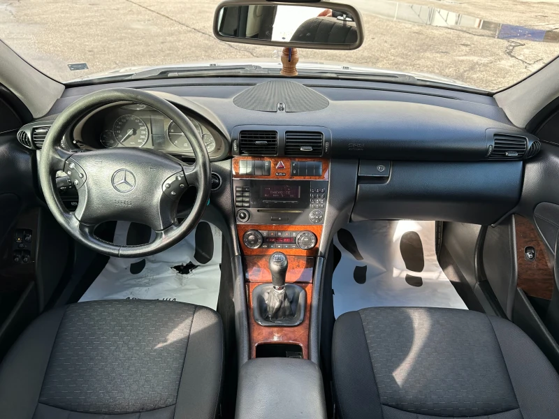 Mercedes-Benz C 220 2.2d 150 к.с. , снимка 11 - Автомобили и джипове - 52521795