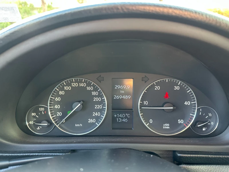 Mercedes-Benz C 220 2.2d 150 к.с. , снимка 15 - Автомобили и джипове - 52521795