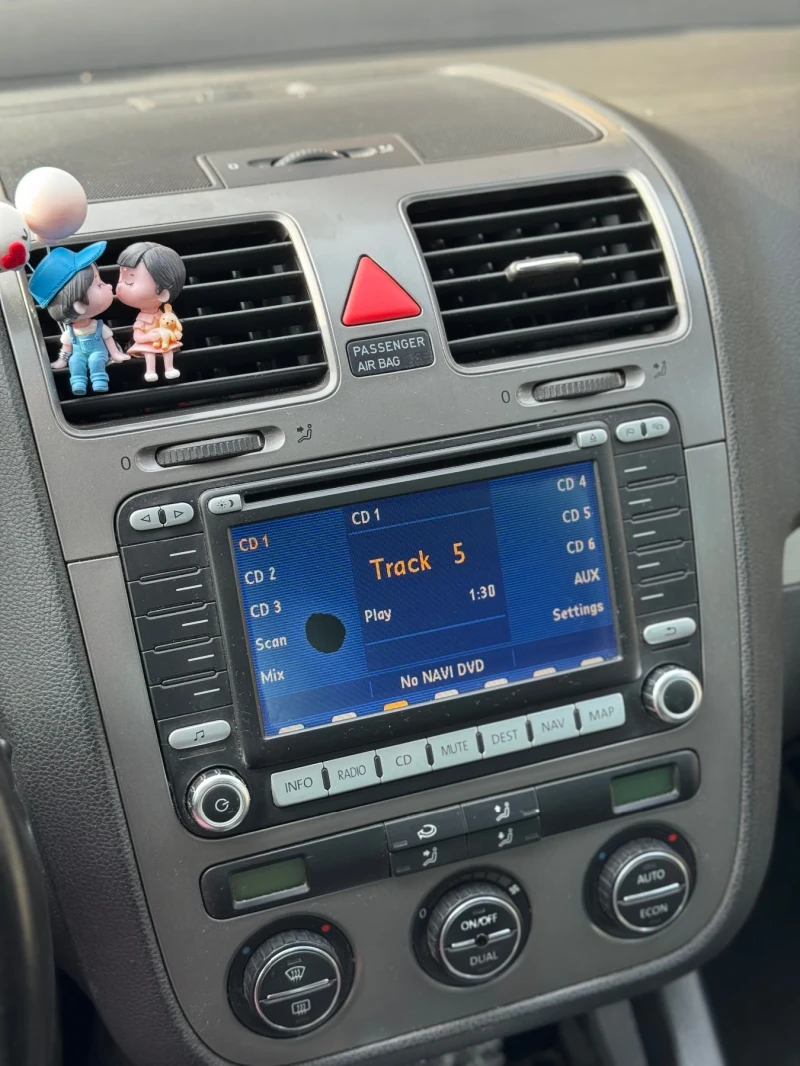 VW Golf Автоматик DSG, снимка 7 - Автомобили и джипове - 52630766