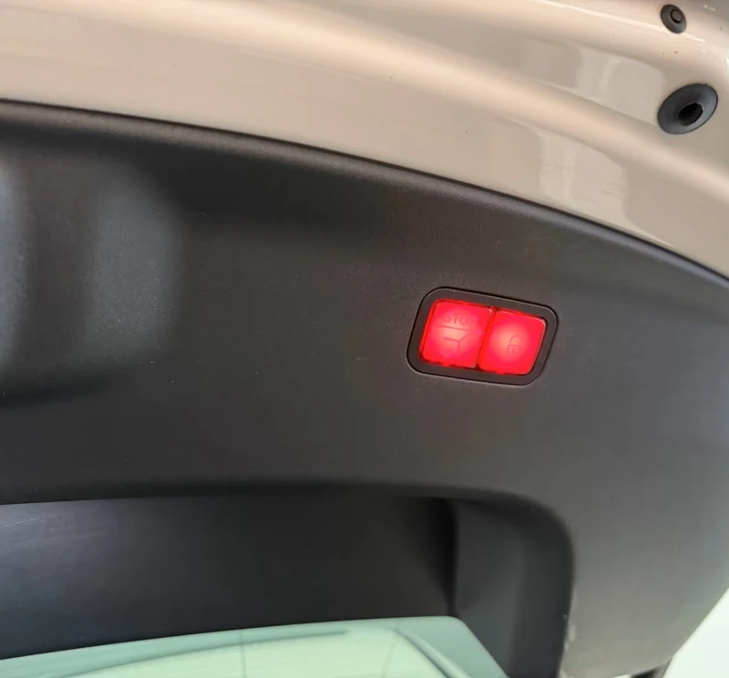 Mercedes-Benz AMG GT 4-door 63 4matic+ , снимка 7 - Автомобили и джипове - 52637541