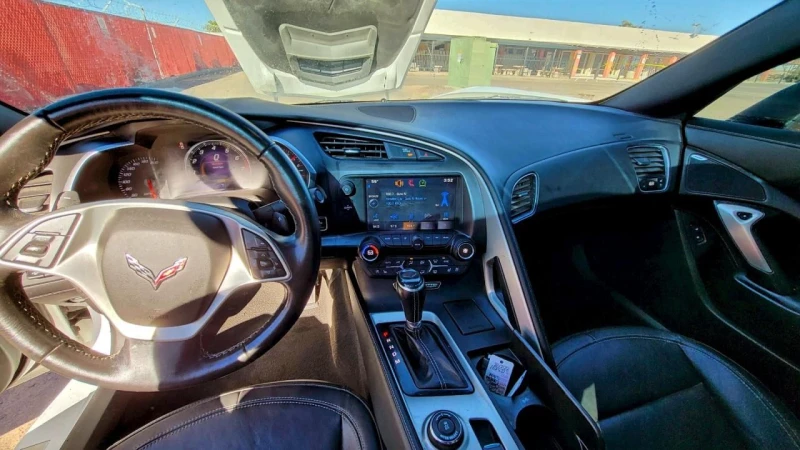 Chevrolet Corvette, снимка 9 - Автомобили и джипове - 53053182