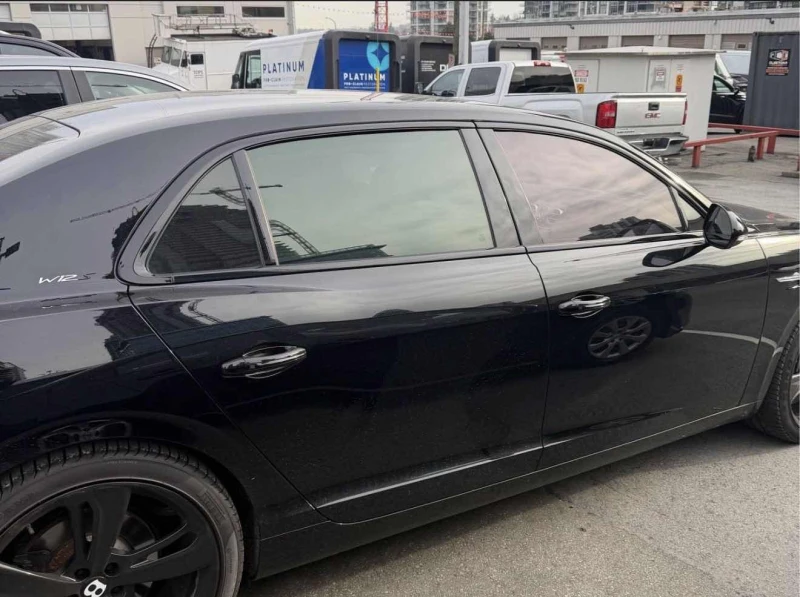 Bentley Flying Spur 6L 12cyl AWD, снимка 3 - Автомобили и джипове - 53524573