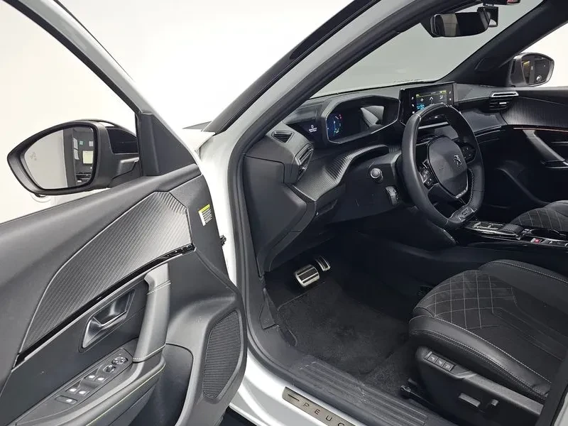 Peugeot 2008 EV GT - ���� 30% ����� | Mobile.bg � ����������� 9