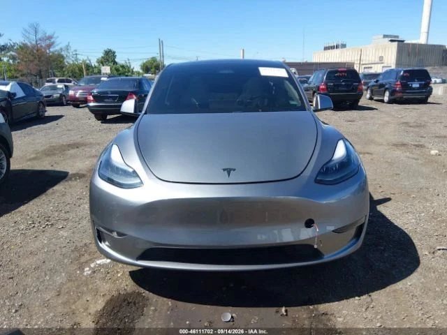 Tesla Model Y, снимка 3 - Автомобили и джипове - 56738306